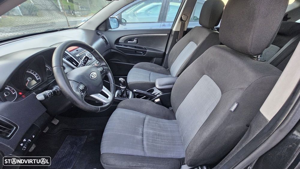 Kia Ceed 1.4 CVVT EX ISG - 6