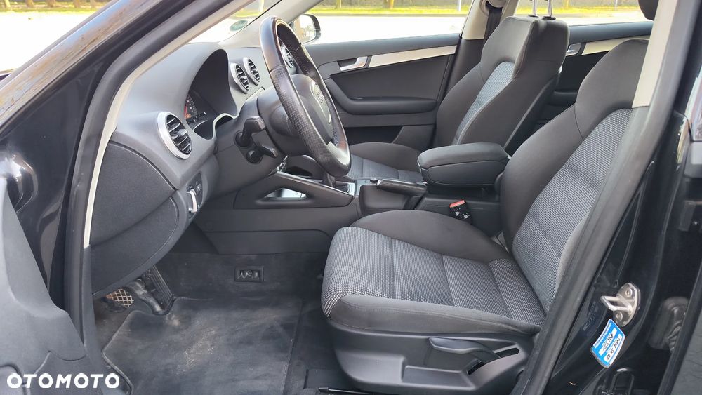 Audi A3 Sportback 2.0 TDI Ambition - 22