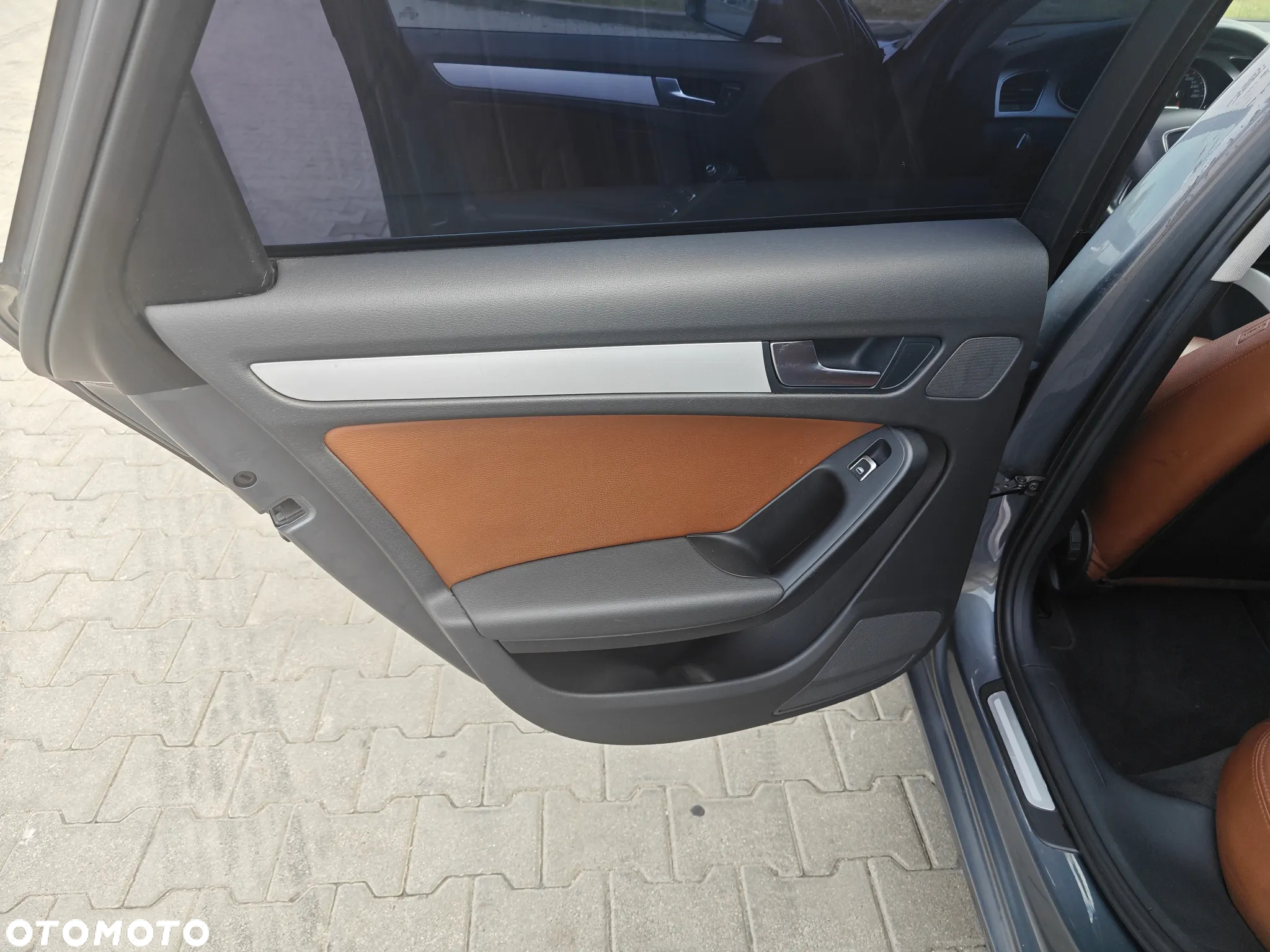 Audi A4 2.0 TDI S tronic - 15