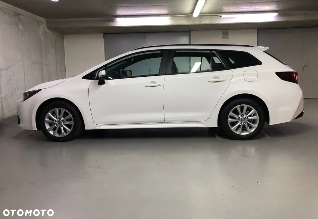 Toyota Corolla 1.8 Hybrid Comfort - 2