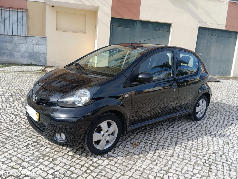 Toyota Aygo 1.0 Plus+VSC - 3