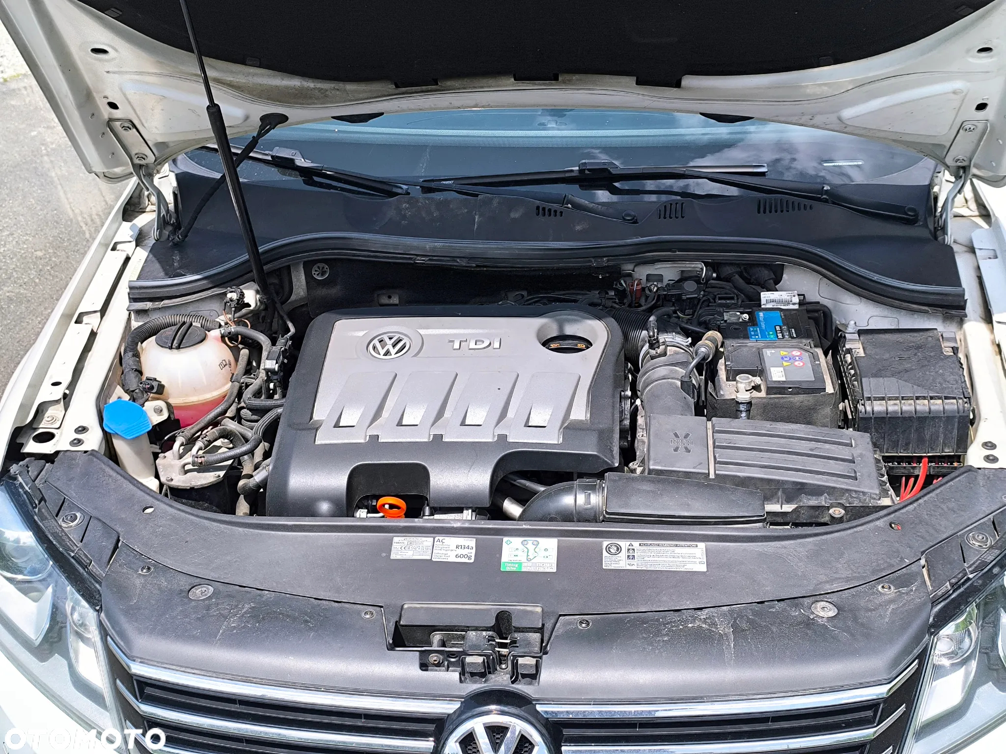 Volkswagen Passat 2.0 TDI DPF Sportline - 21