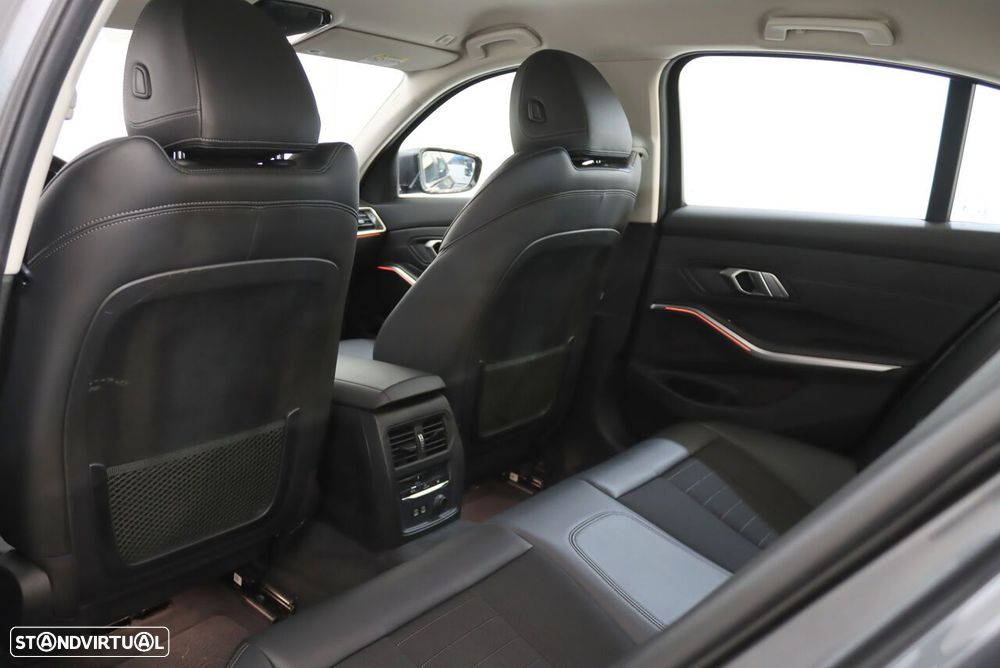 BMW 320 d Line Sport Auto - 8
