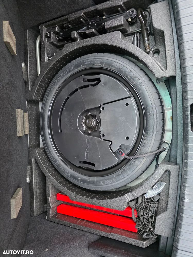 Skoda Karoq 2.0 TDI 4X4 DSG Scout - 10