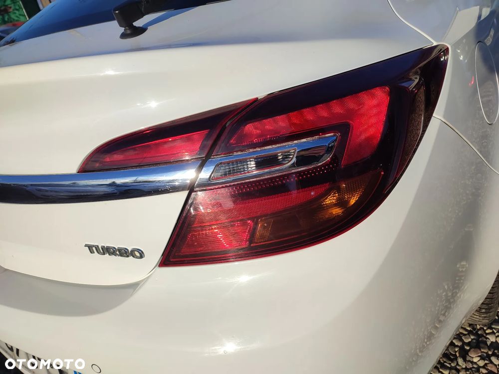 Opel Insignia 1.6 T Cosmo - 13