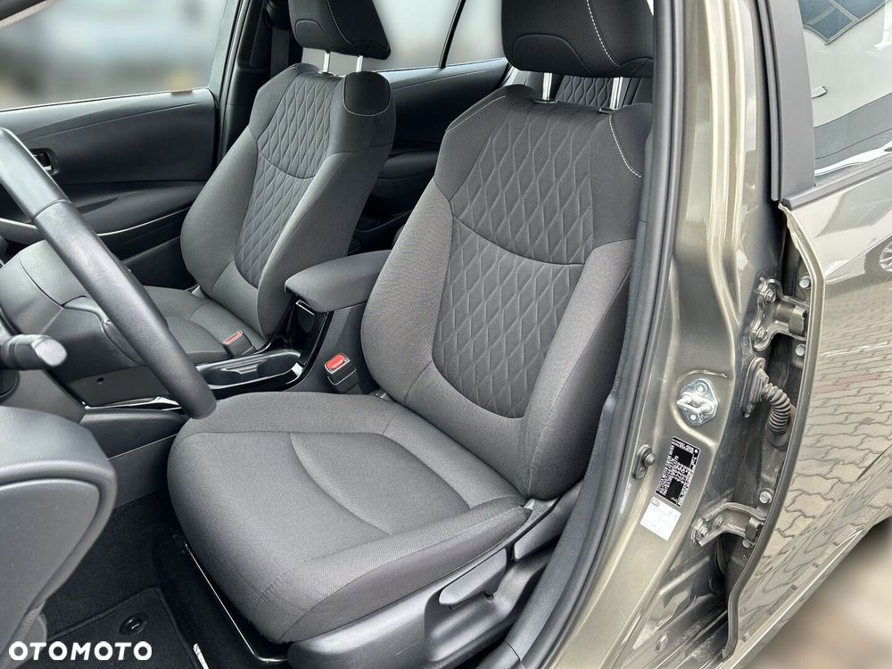Toyota Corolla - 16