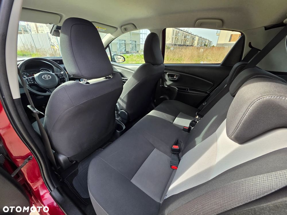 Toyota Yaris 1.5 Premium - 21
