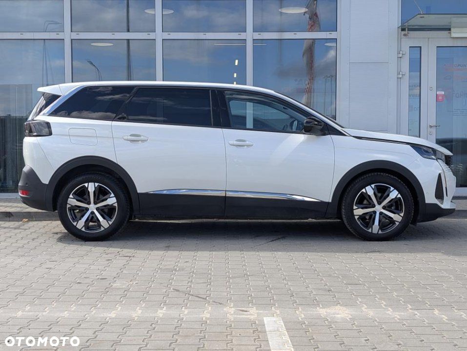 Peugeot 5008 - 5