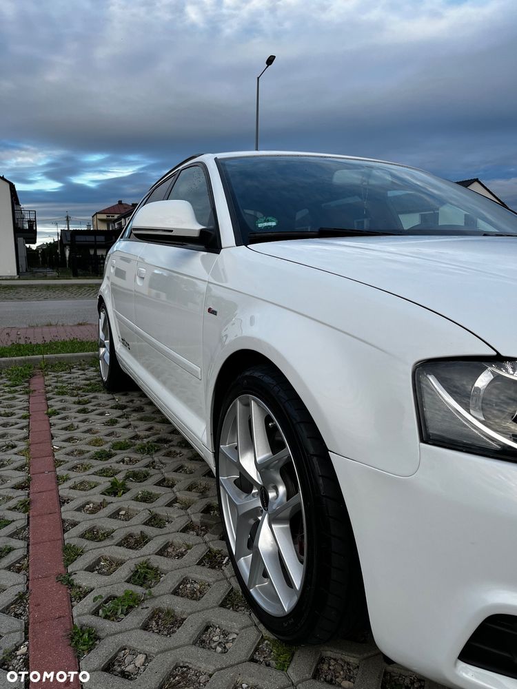 Audi A3 2.0 TDI DPF quattro S line Sportpaket - 10