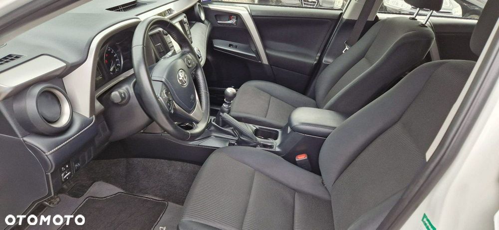 Toyota RAV4 - 34