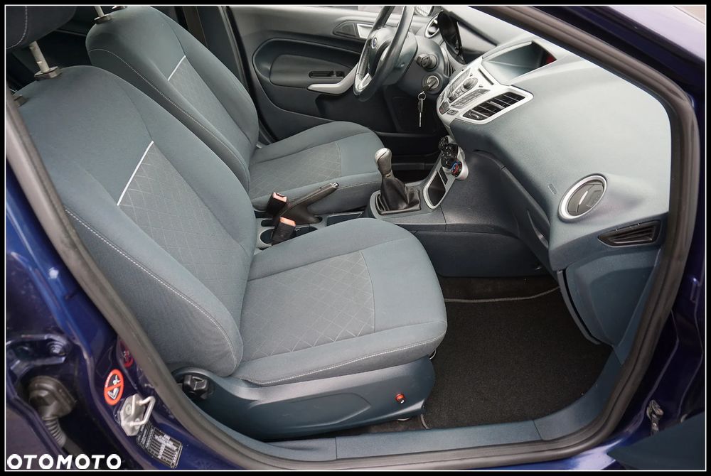 Ford Fiesta 1.25 Titanium - 8