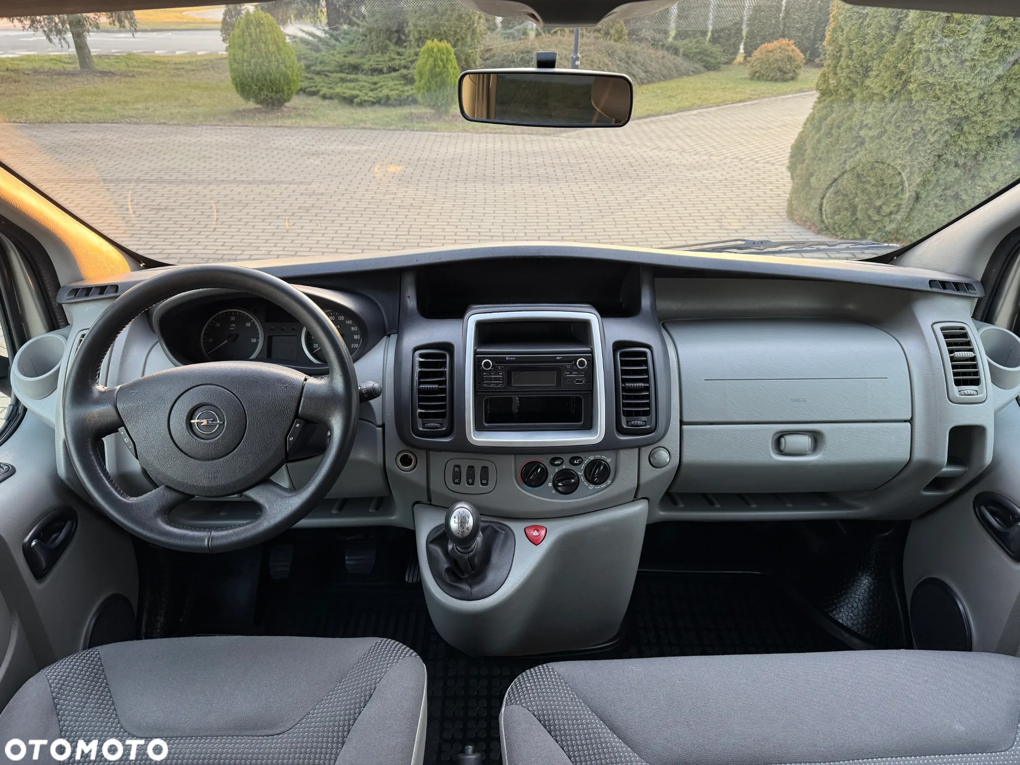 Opel Vivaro - 20