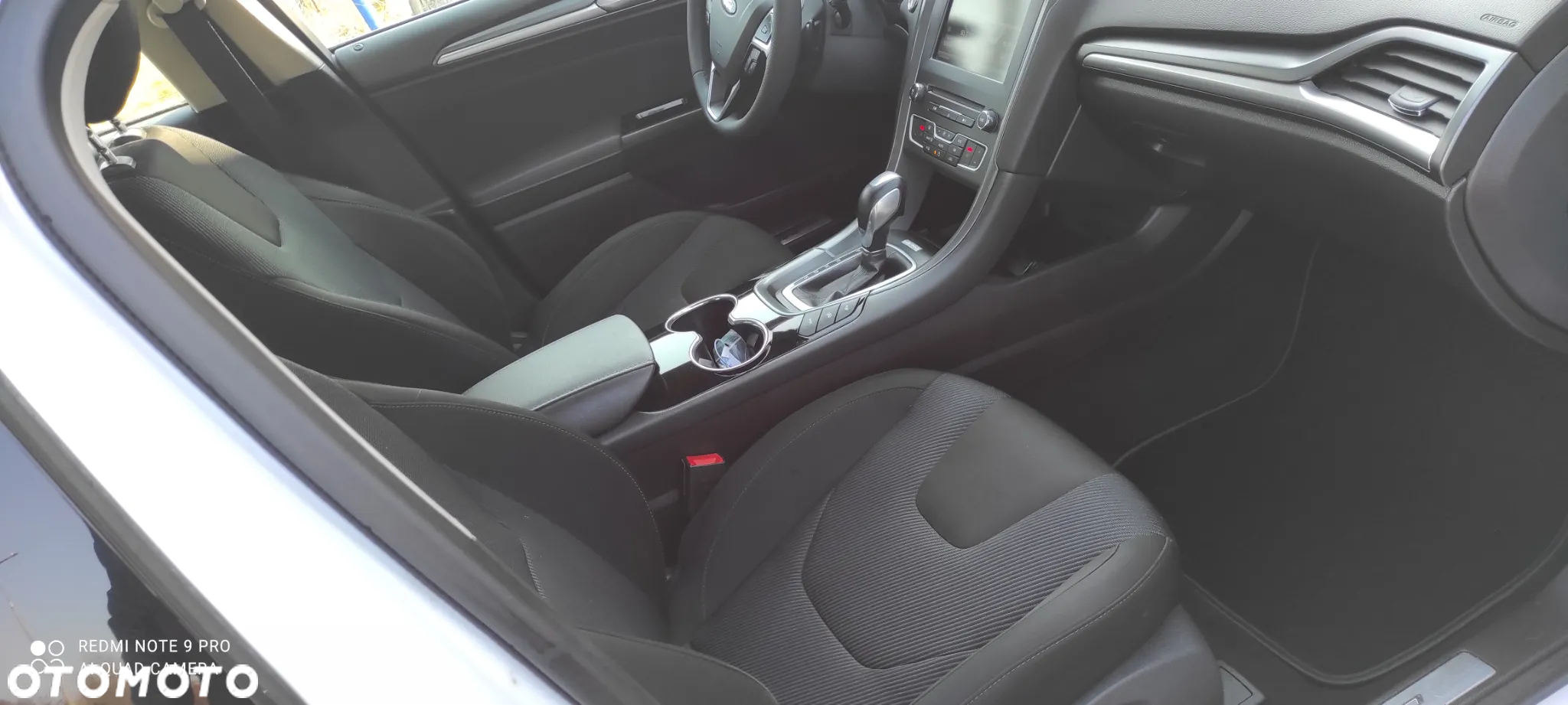 Ford Mondeo 2.0 TDCi Titanium PowerShift - 37