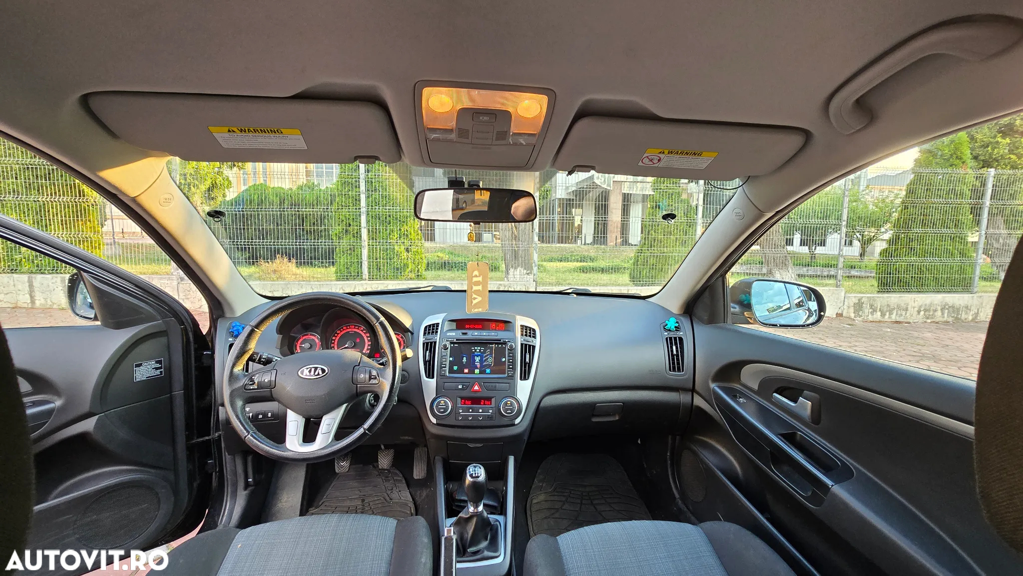 Kia Ceed - 8