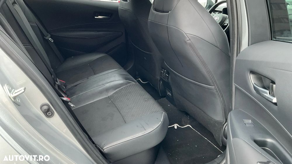 Toyota Corolla 2.0 HSD Exclusive - 7