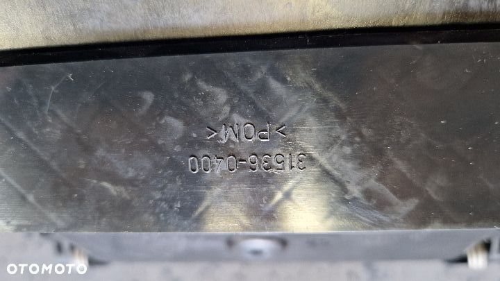 VOLKSWAGEN TOURAN I SCHOWEK - 4