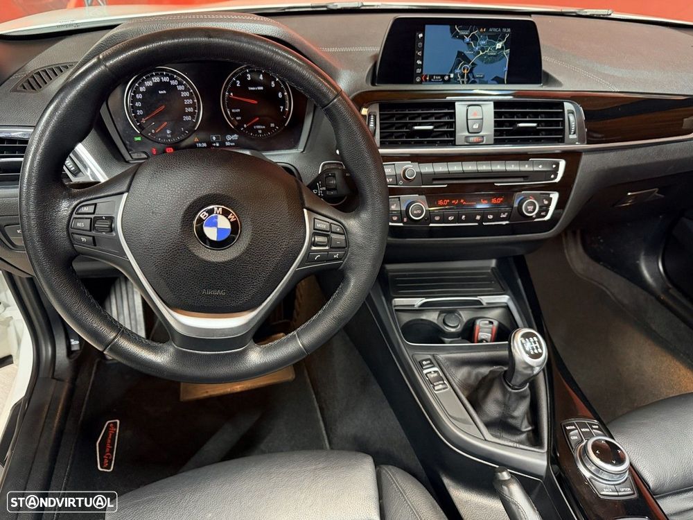 BMW 218 i Cabrio Line Sport - 17