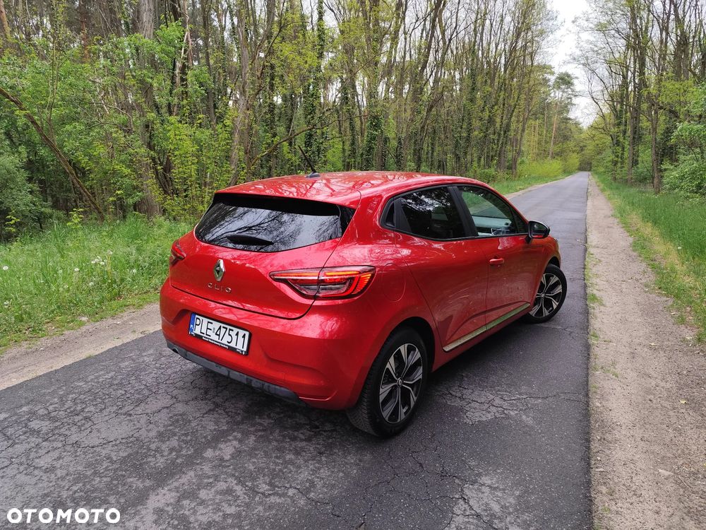 Renault Clio - 8
