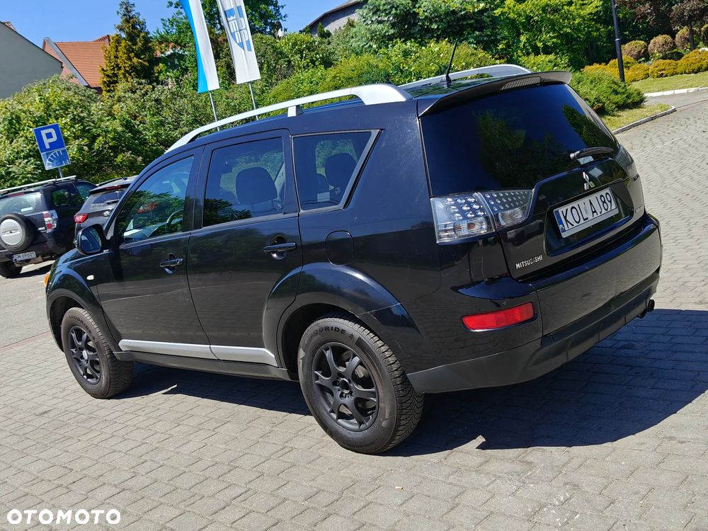 Mitsubishi Outlander 2.0 DI-D 4WD Intense - 12