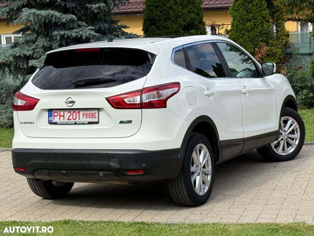 Nissan Qashqai 1.5 DCI N-Connecta - 4
