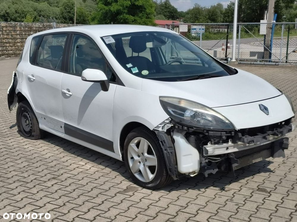 Renault Scenic - 1