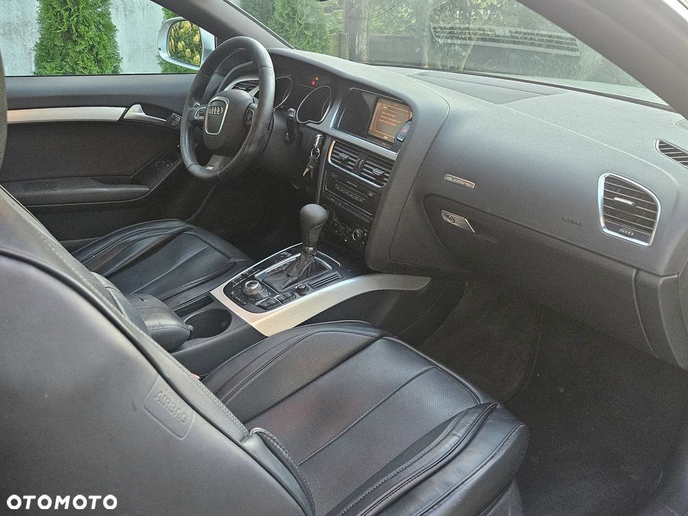 Audi A5 Coupé 3.0 TDI DPF quattro tiptronic - 13