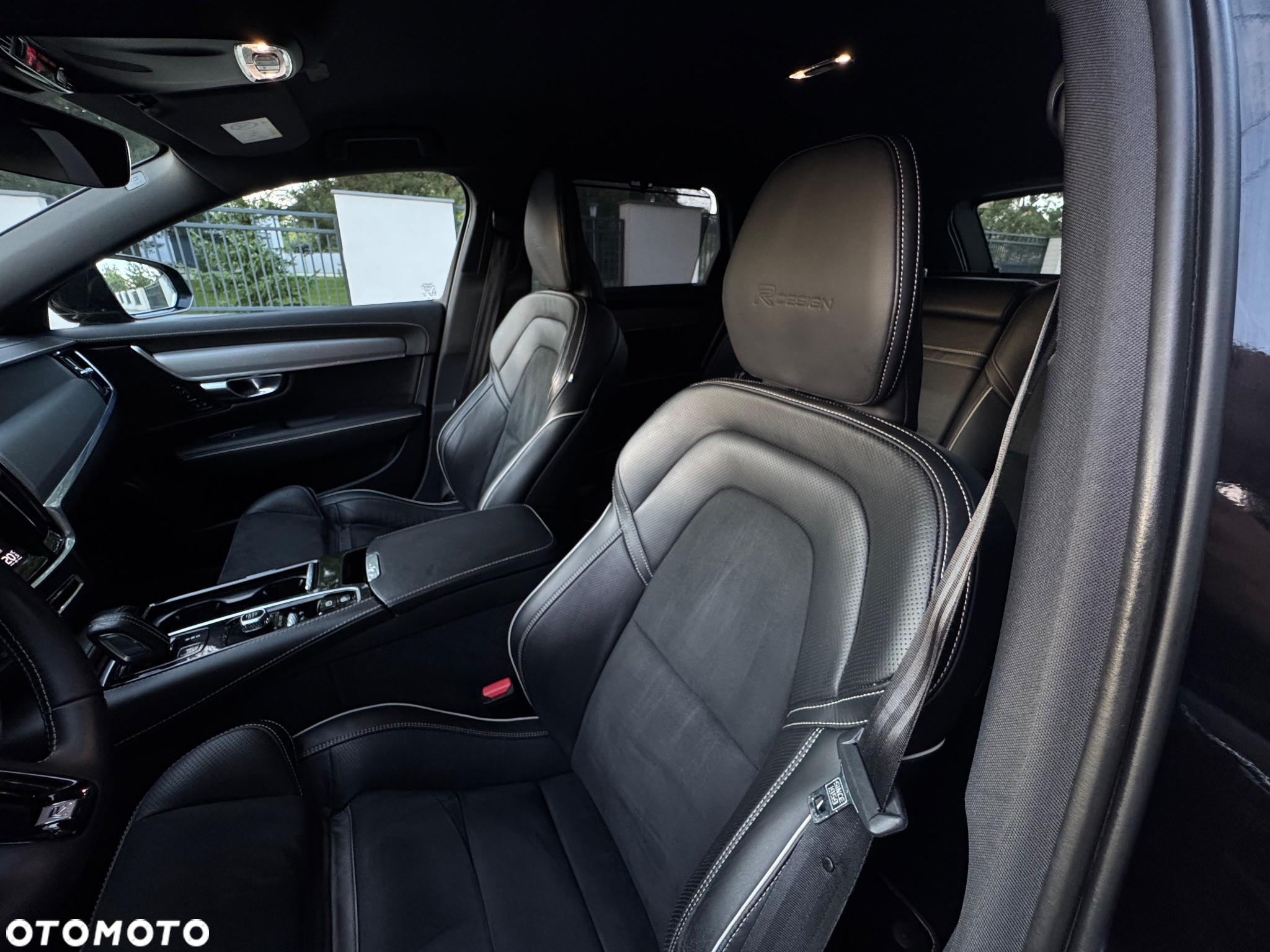 Volvo V90 T8 Twin Engine AWD R Design - 9