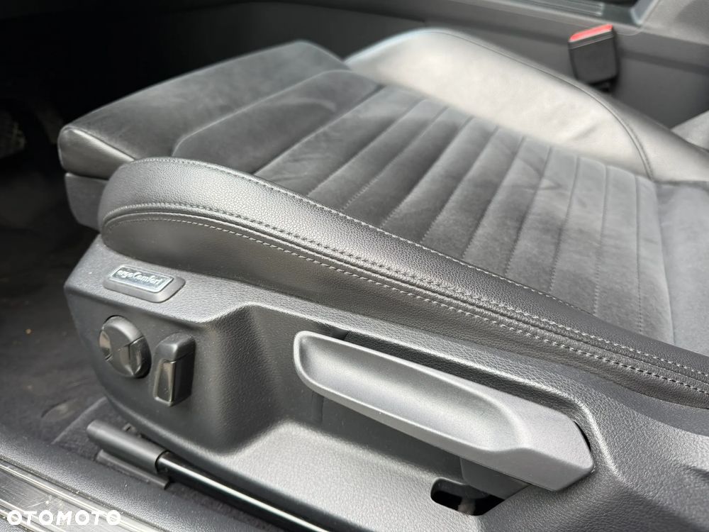 Volkswagen Passat 1.8 TSI BMT Highline DSG - 23