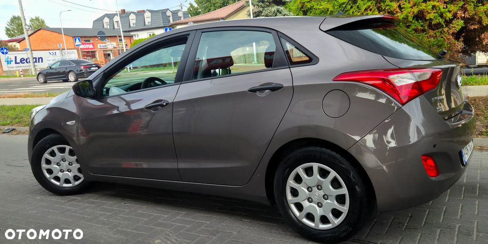 Hyundai i30 1.4 Style - 10