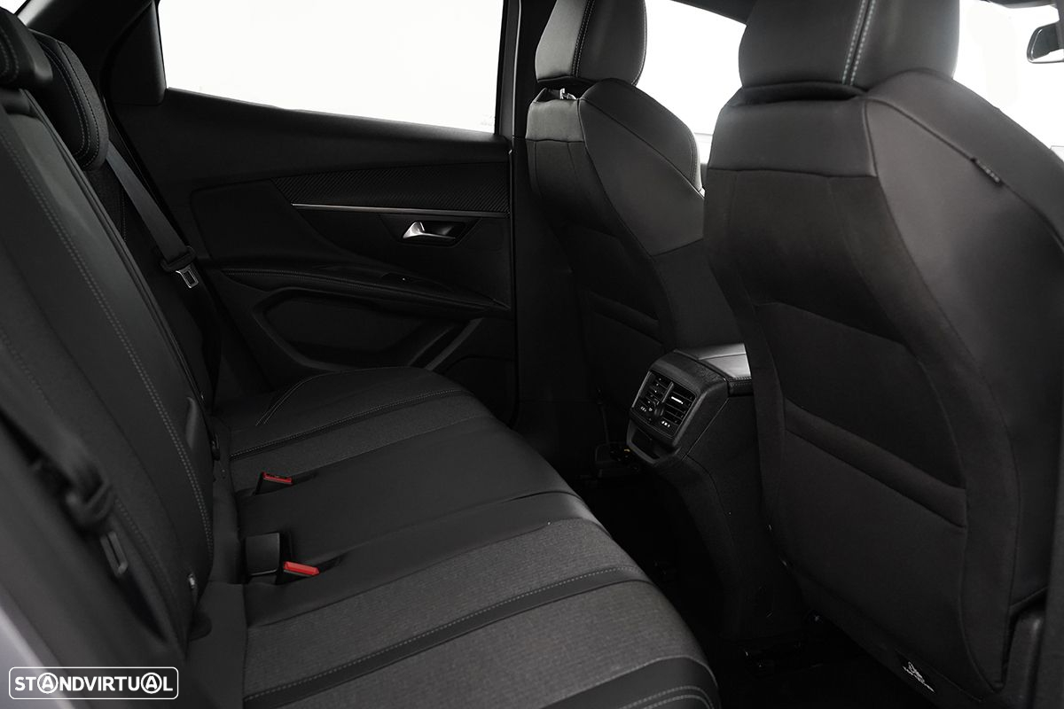 Peugeot 3008 1.2 Hybrid Allure Pack e-DCS6 - 22
