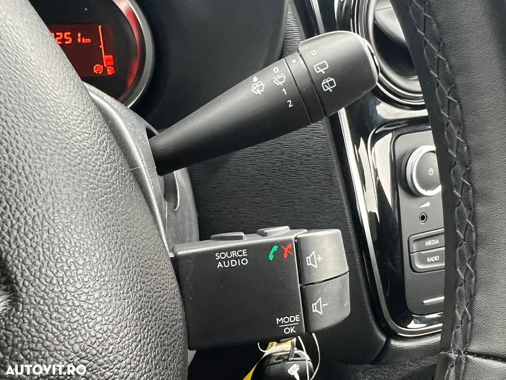 Dacia Lodgy TCe 130 GPF Stepway - 21