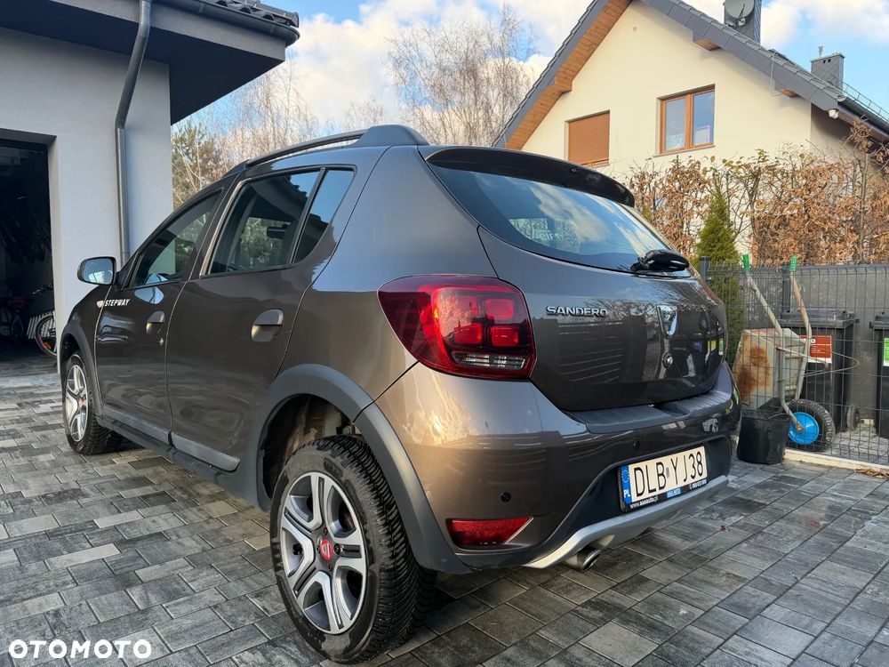 Dacia Sandero Stepway 0.9 TCe Laureate S&S Easy-R - 2