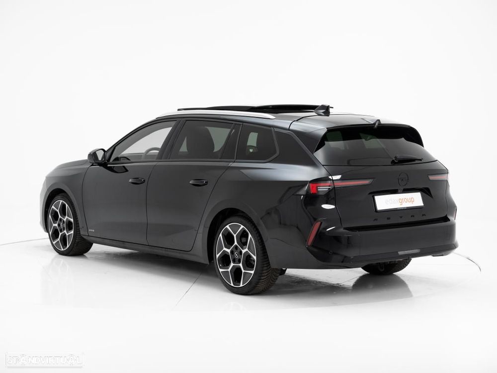 Opel Astra Sports Tourer - 4