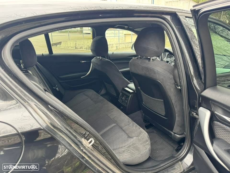 BMW 118 d Pack M - 26