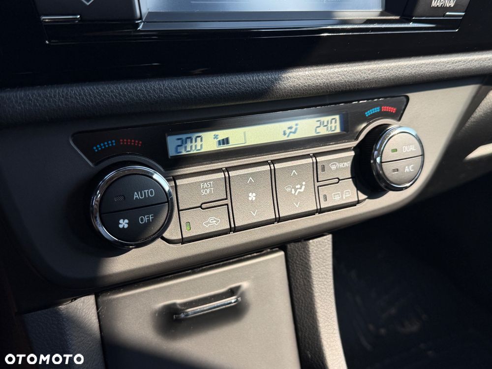 Toyota Corolla 1.6 Comfort - 20