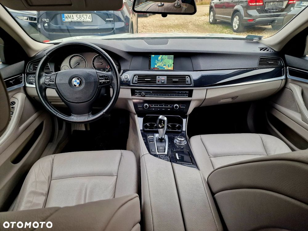 BMW Seria 5 520d Edition Fleet Lifestyle - 17