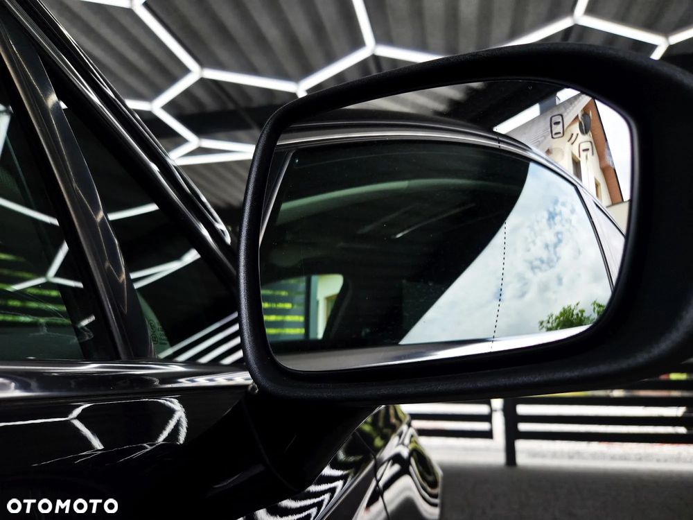 Ford Mondeo - 28