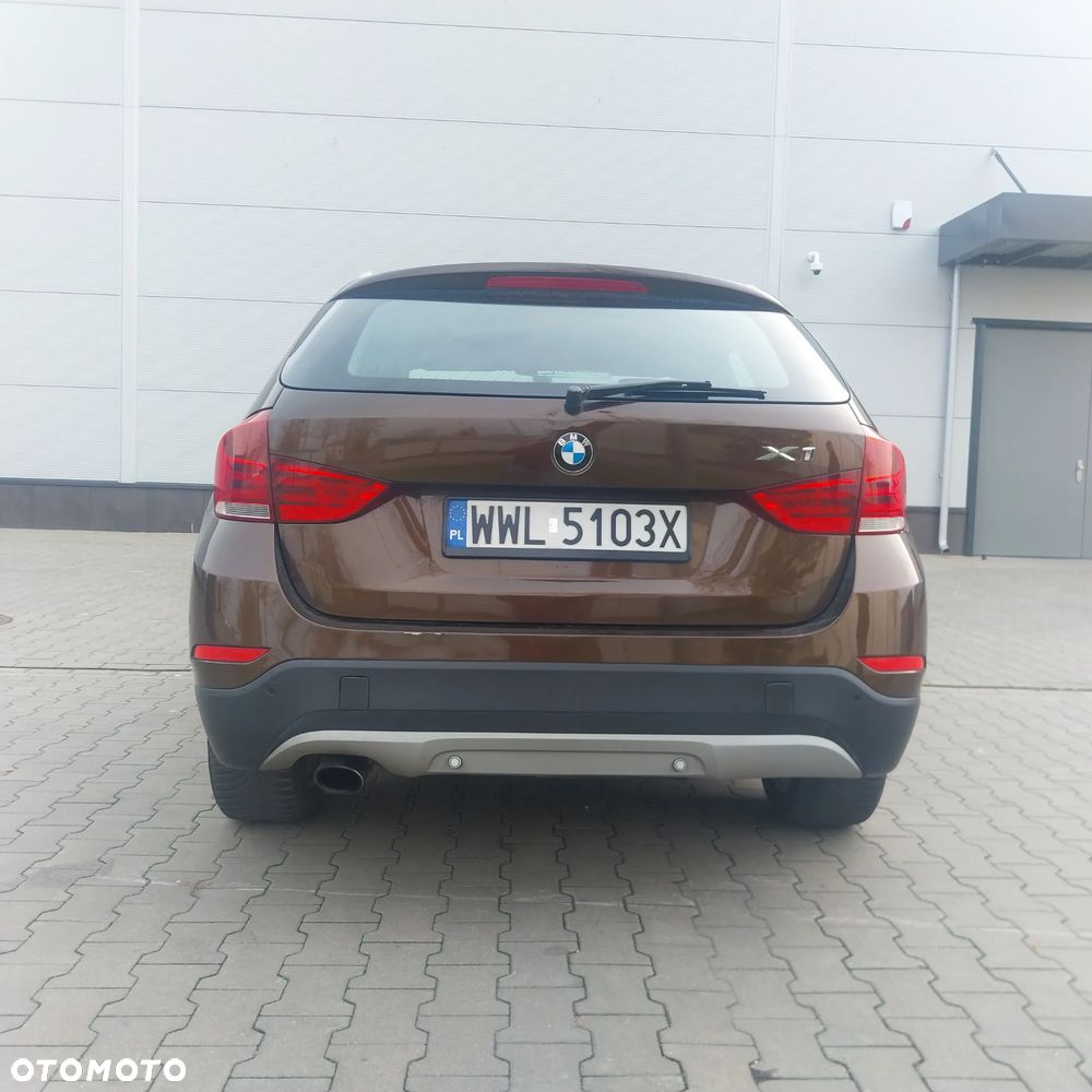 BMW X1 sDrive18d xLine - 4