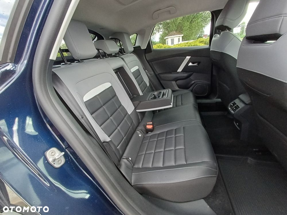 Citroën C4 1.2 PureTech Max S&S EAT8 - 32