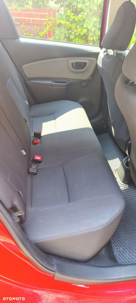 Toyota Yaris - 7