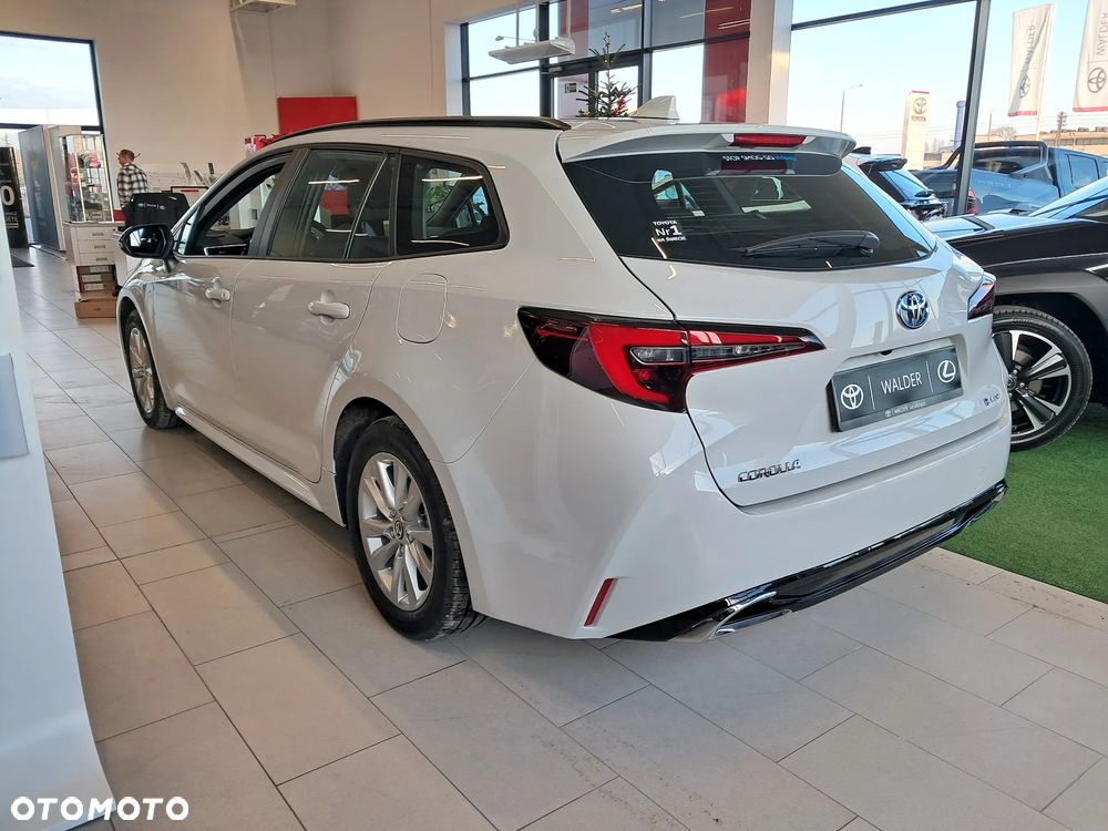 Toyota Corolla 1.8 Hybrid Comfort - 2