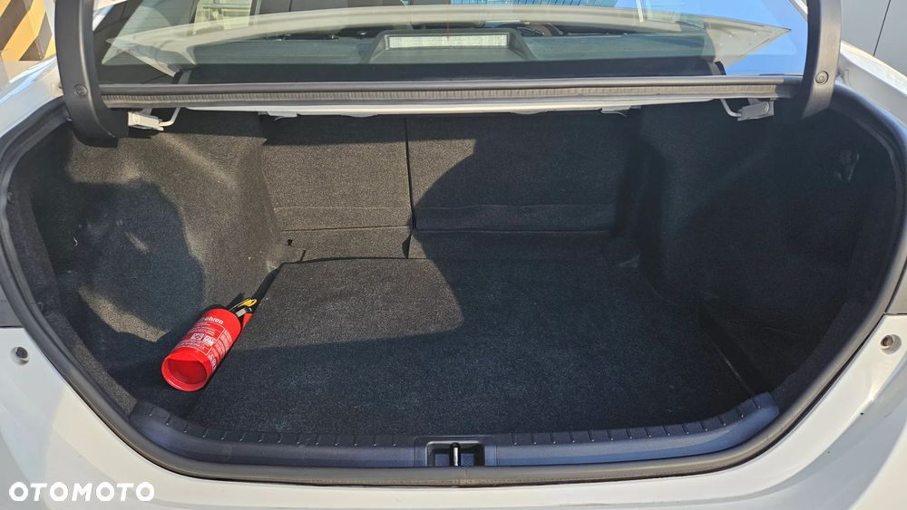 Toyota Corolla 1.6 Premium EU6 - 10