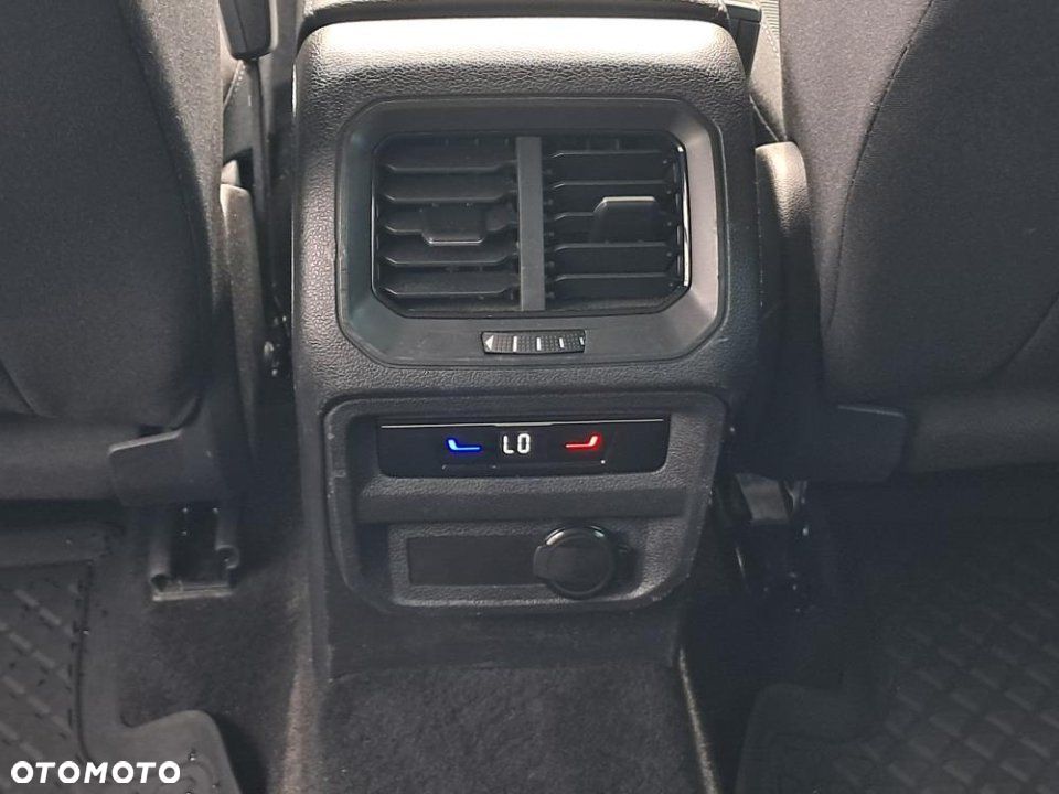 Volkswagen Tiguan - 20