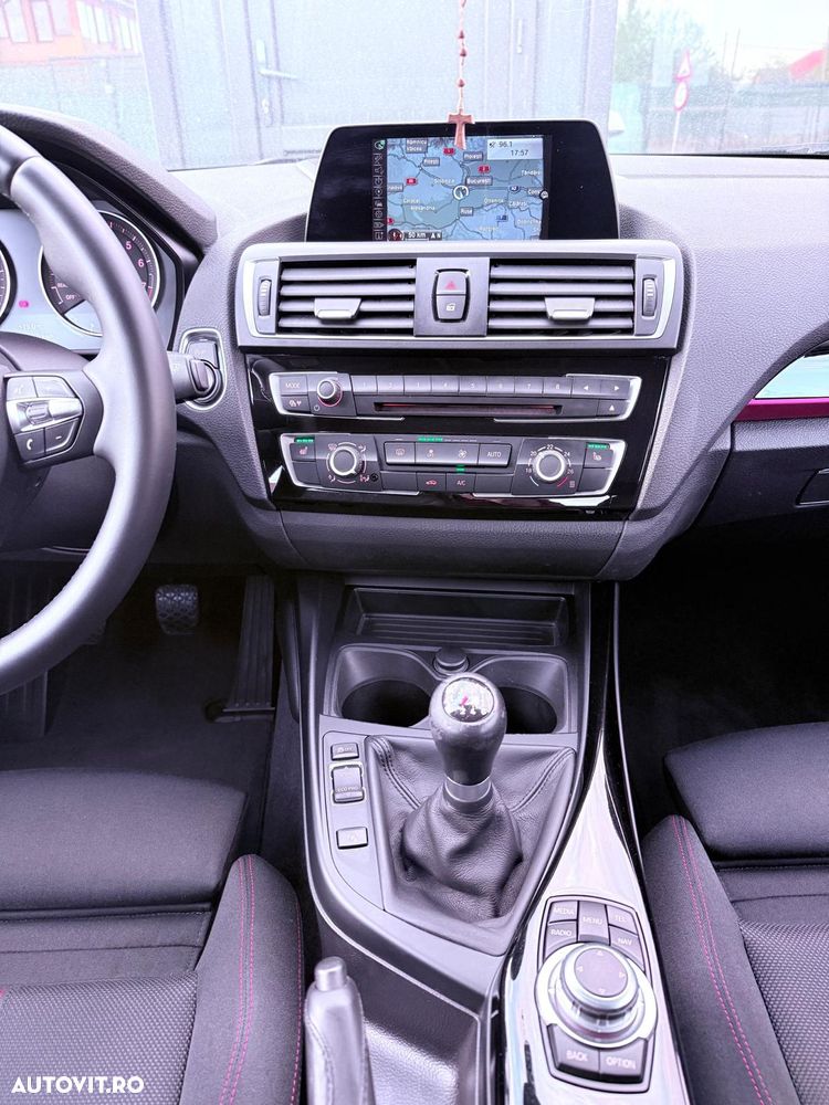 BMW Seria 1 116i - 26