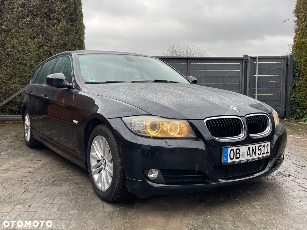 BMW Seria 3 318i Edition Exclusive - 6