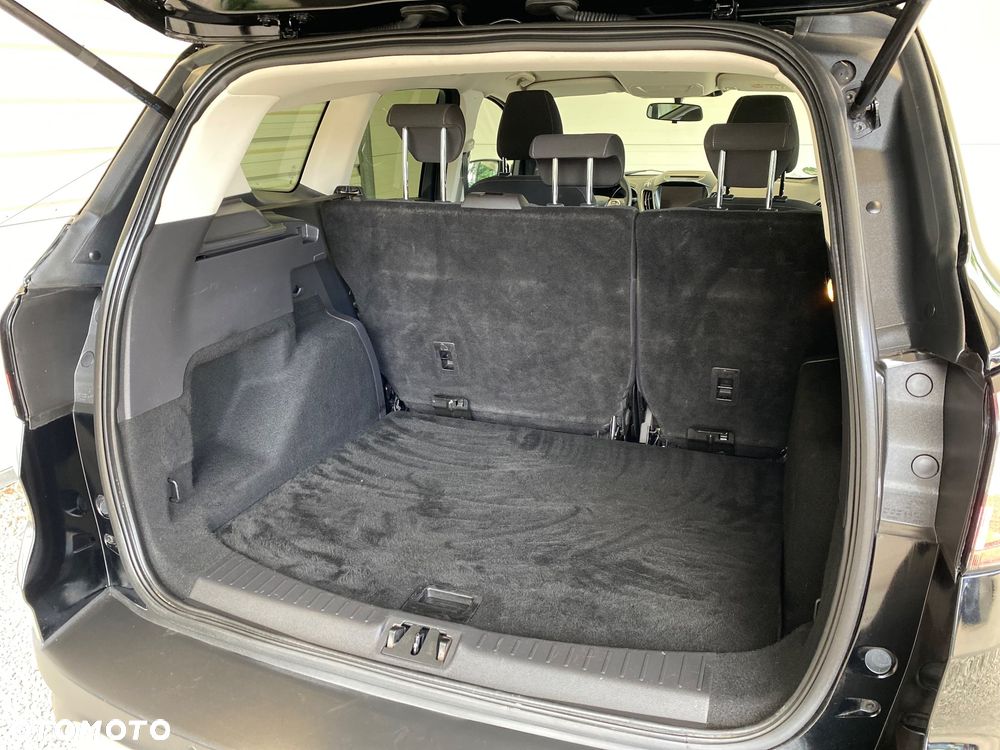 Ford Kuga 2.0 TDCi FWD Titanium - 6