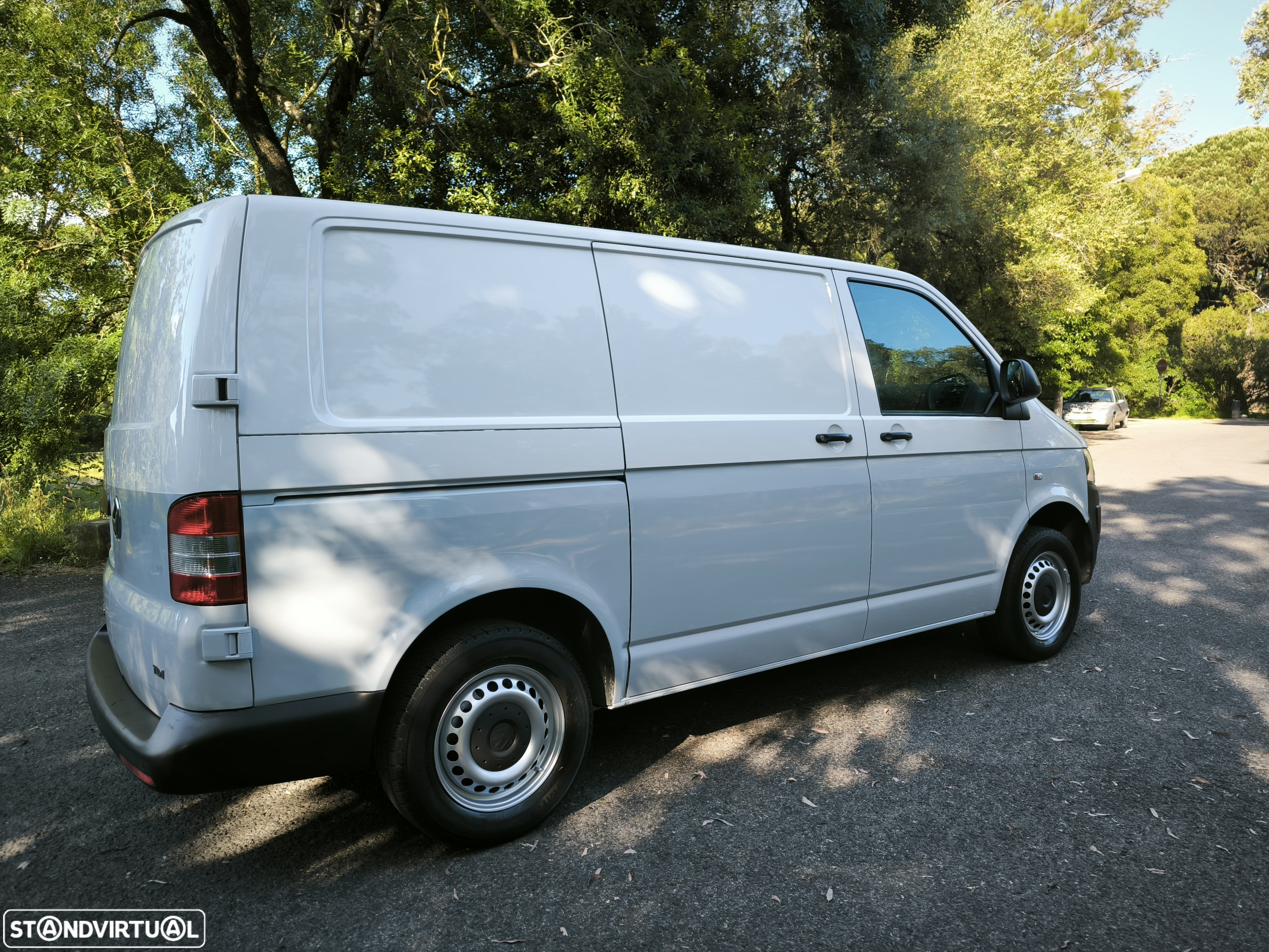 VW Transporter T5 TDI - 11