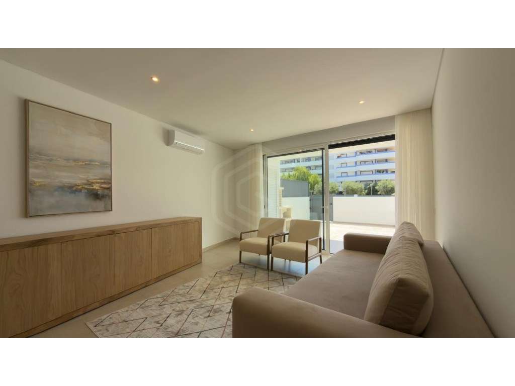 Apartamentos T2 em exclusivo condomínio com piscina perto da praia ... - Grande imagem: 3/49