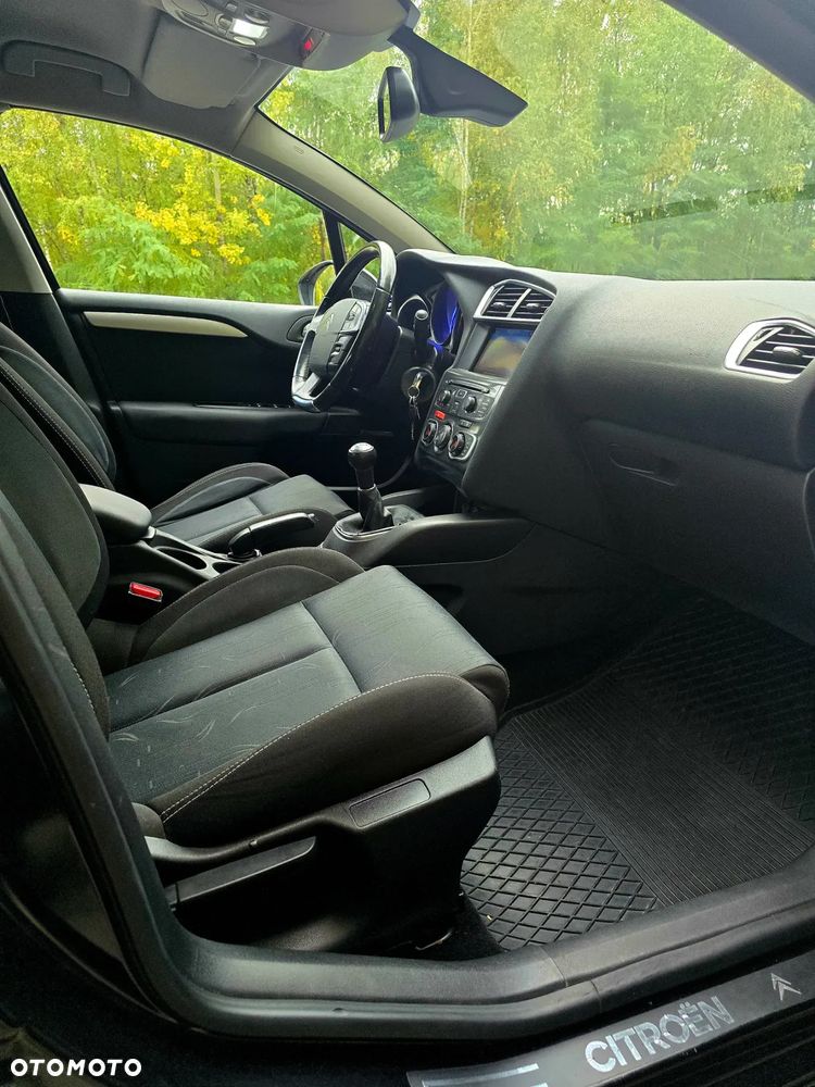 Citroën C4 1.6 HDi Attraction - 29
