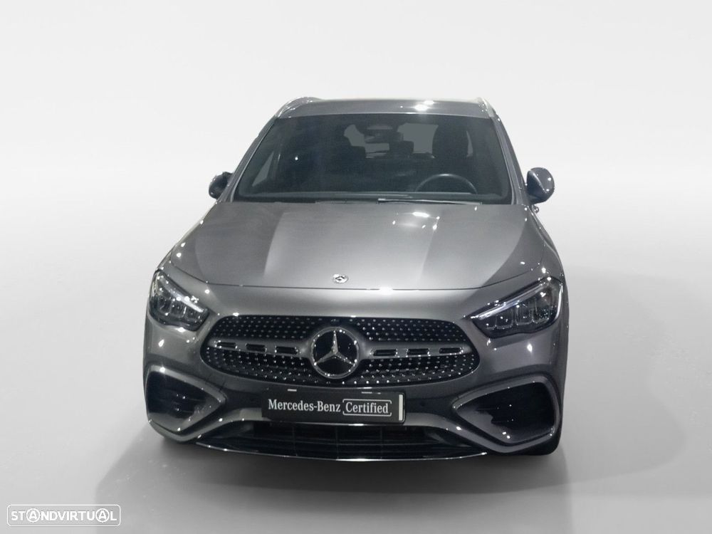Mercedes-Benz GLA 250 e - 8